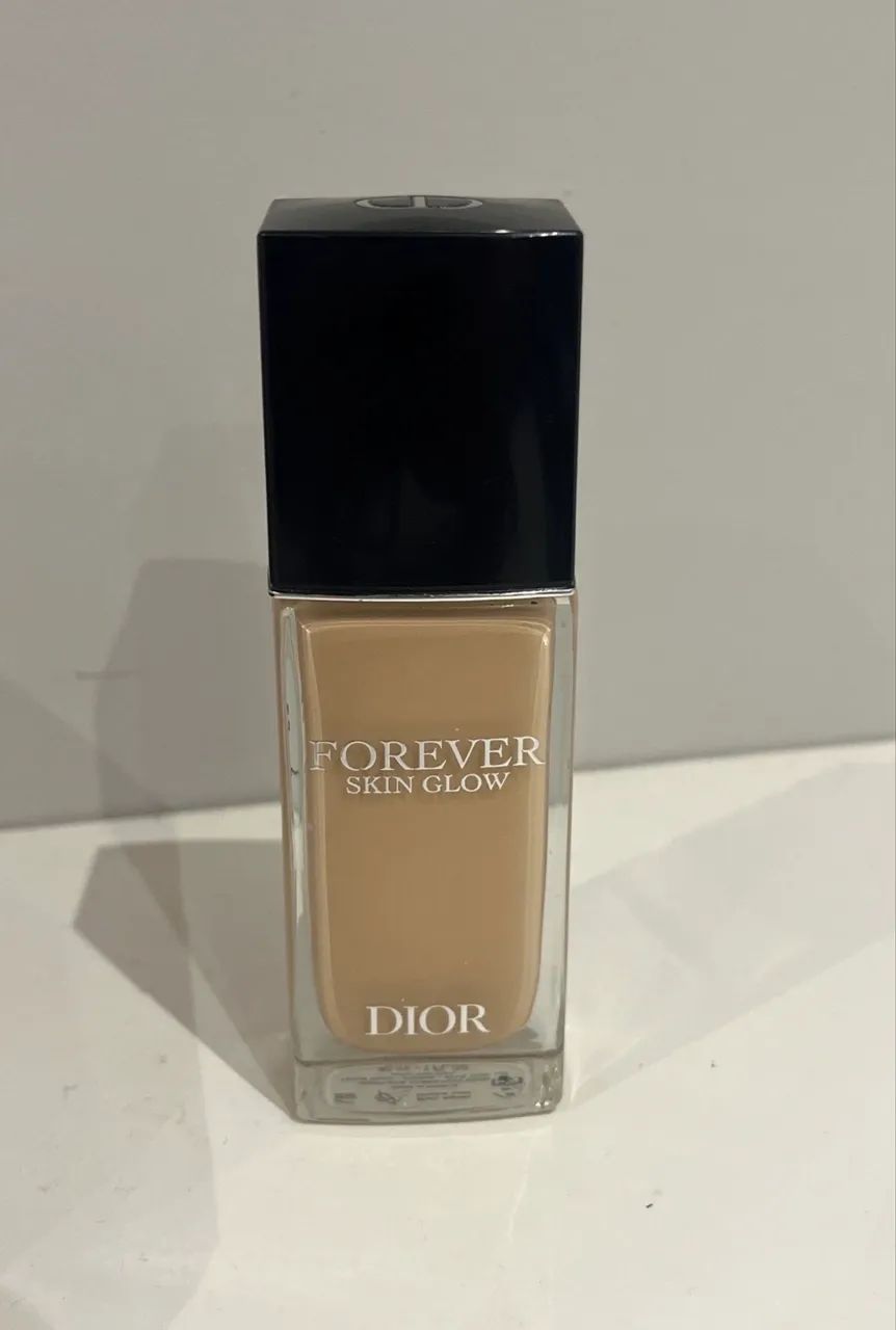 Base dior forever skin glow 1N