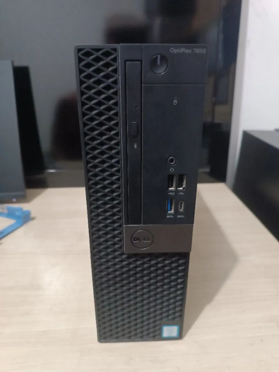 Desktop Dell optiplex 7050 core i7 7th geração 8gb ssd 128gb