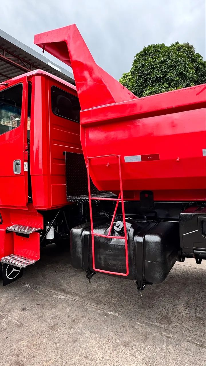 紅弁天LDAMP TRUCK GF-01 Caçamba L1318 Reduzida Mercedes-Benz Ano 2009 Basculante 5m