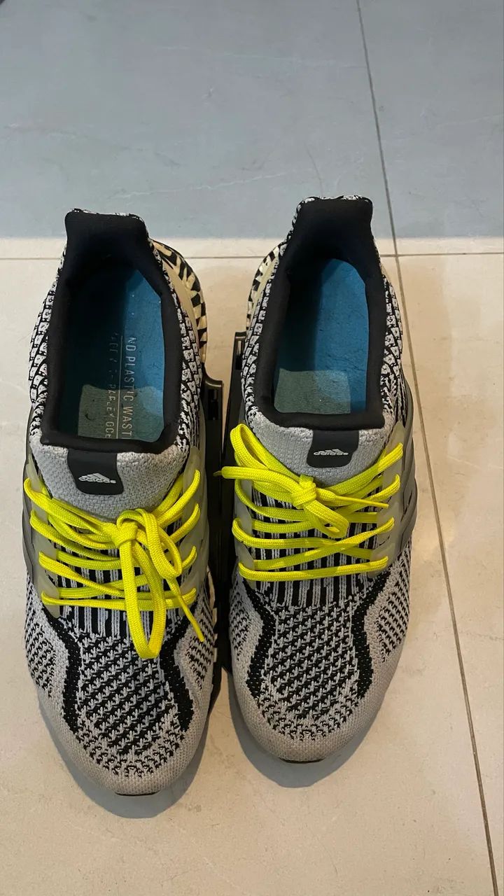 Adidas UltraBoost 5.0 DNA "Multi Pattern / White Turbo".