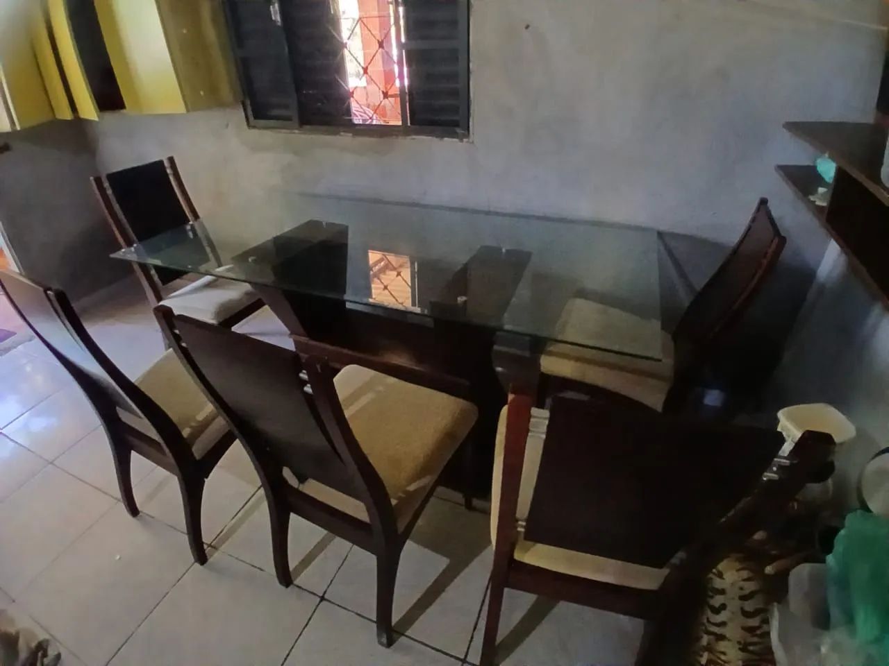 mesa 6 cadeira de vidro. 180 