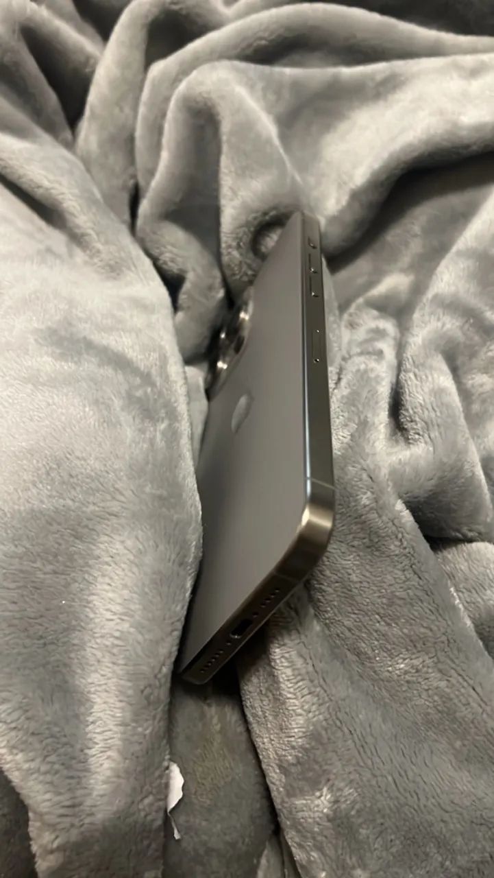 IPHONE 15 PRO MAX  - Foto 4