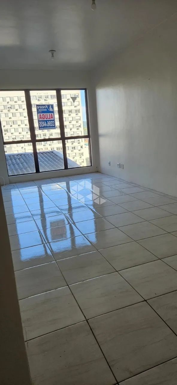 Excelente Sala Comercial em Petrópolis!!! - Foto 2