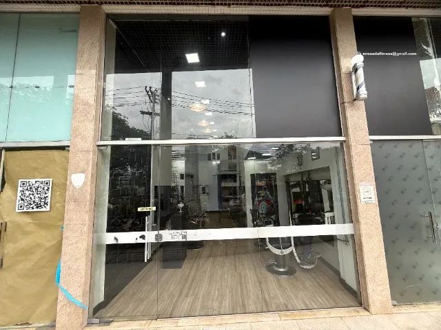 Alugo Loja reformada na Enseada do Suá com 50m² e 2 Vagas - R$ 4.900,00