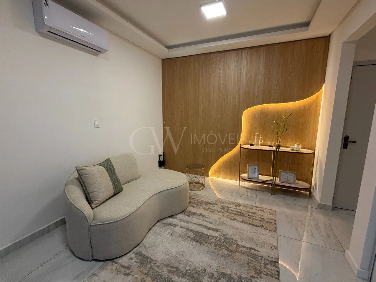 SALA COMERCIAL PLANEJADA COMPLETA