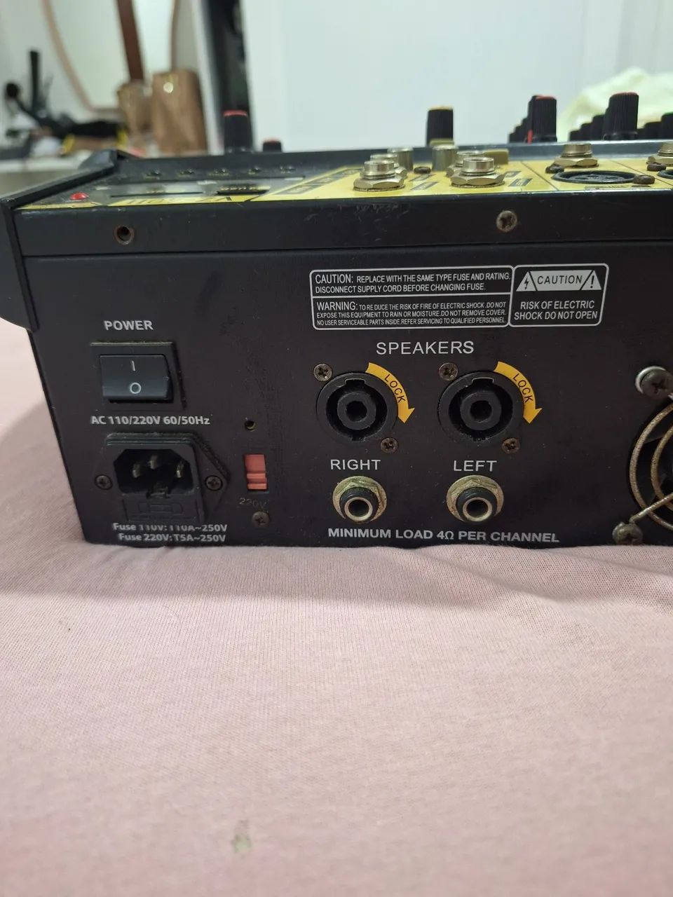 Mesa Amplificada SKP pro audio vz-40 II - Foto 2