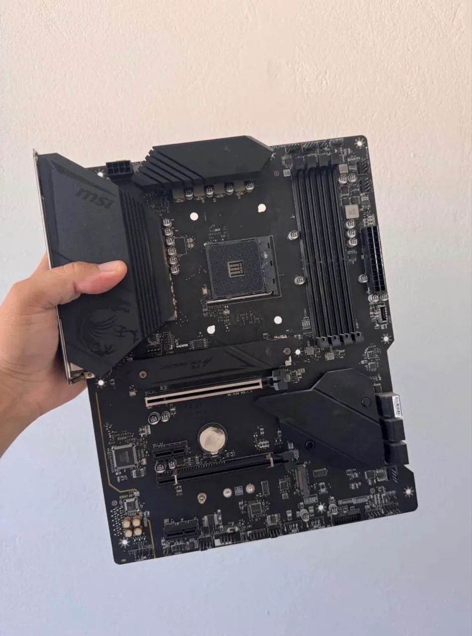 PLACA MÃE B550M GAMING PLUS 