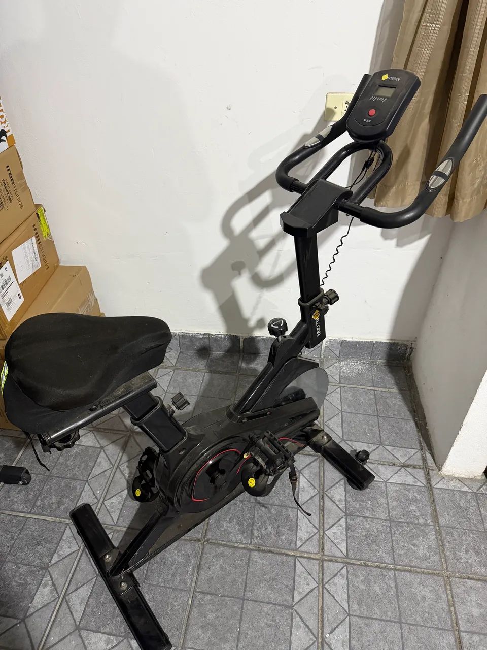 Bicicleta ergométrica de spinning - Foto 2