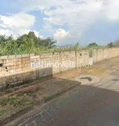 Lote de 360m²; à venda no São Bernardo!