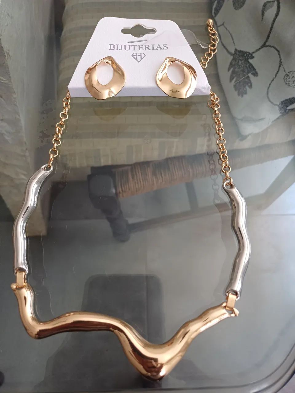 Colar e Brinco Ondulado Bijoux Dourado e Prata