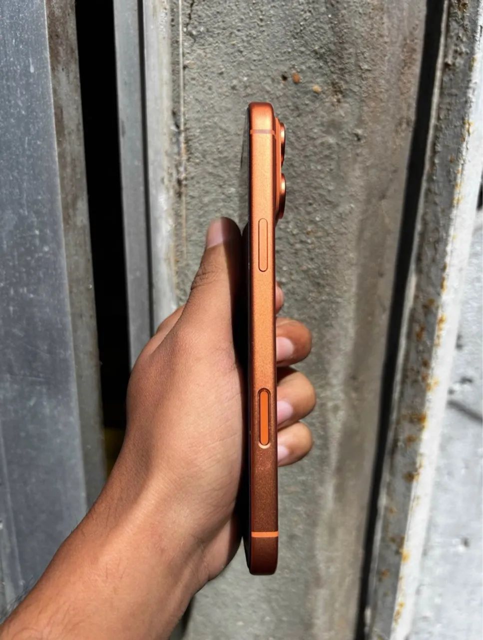 iPhone 17 pro max 256 G no cor laranja  - Foto 3