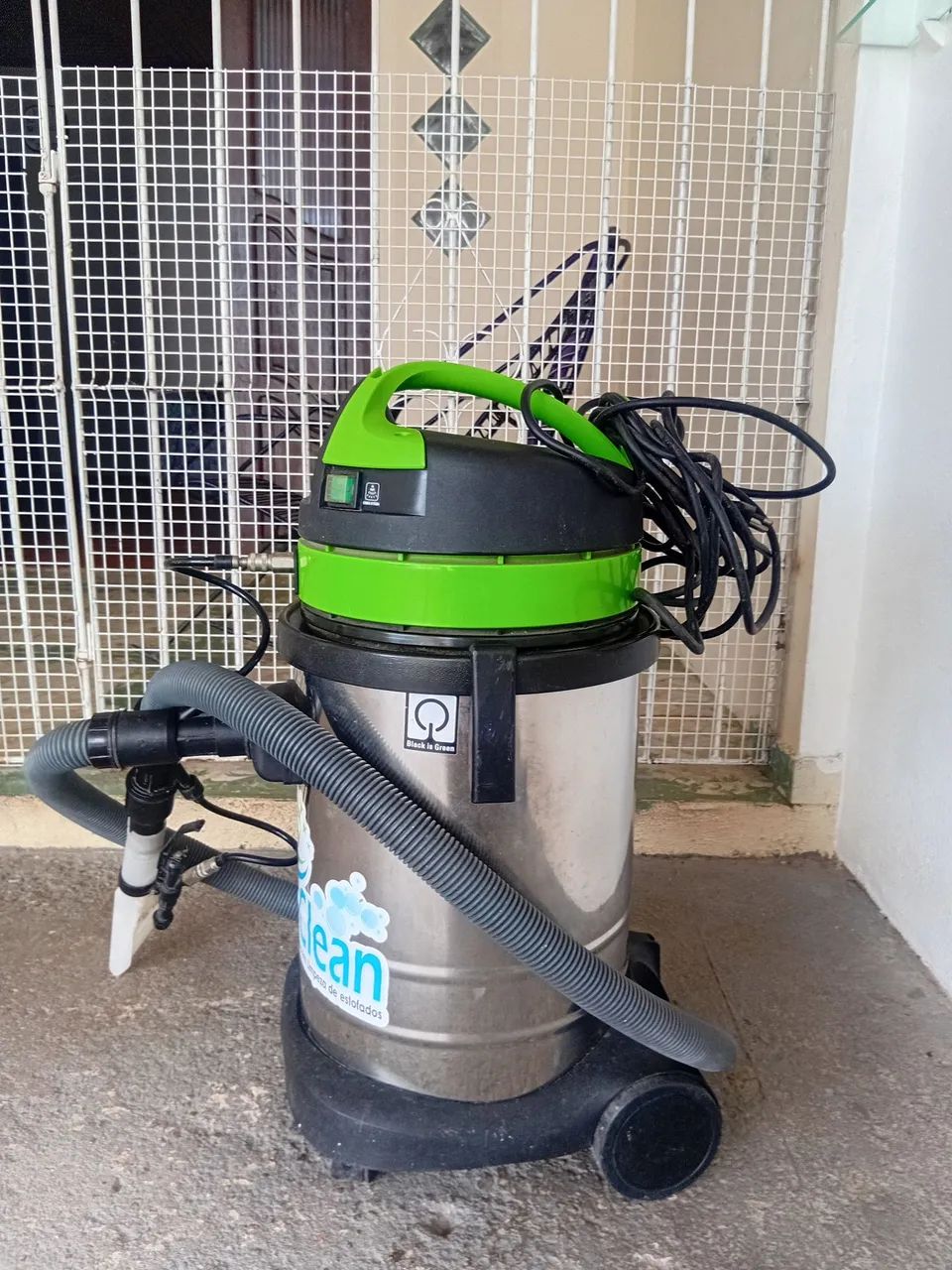 EA 135 EXTRATOR(CARPETES E ESTOFADOS) - Foto 2