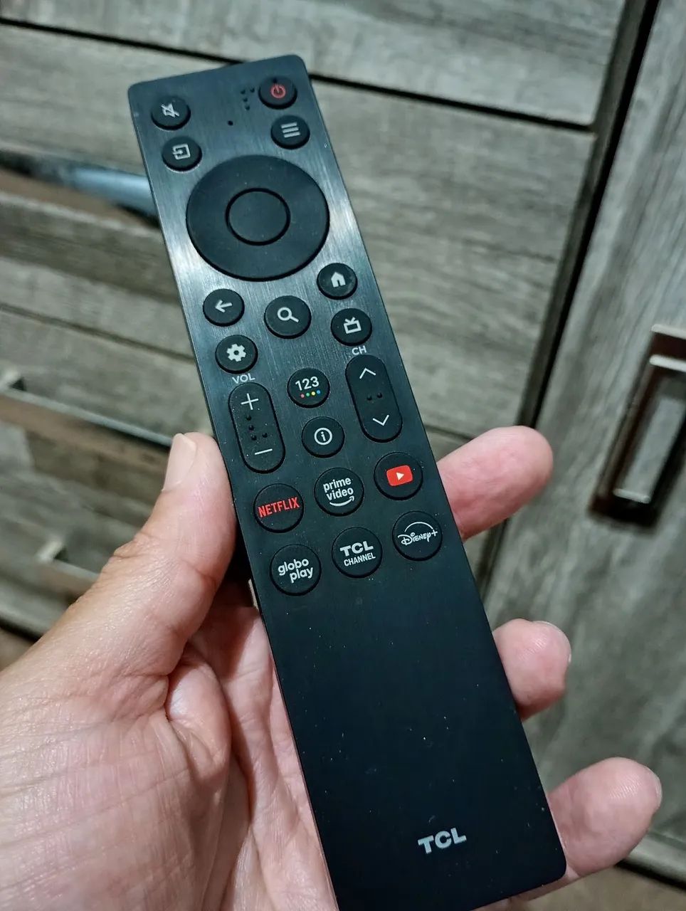 TV TCL QLED FULL HD 43P - Foto 3