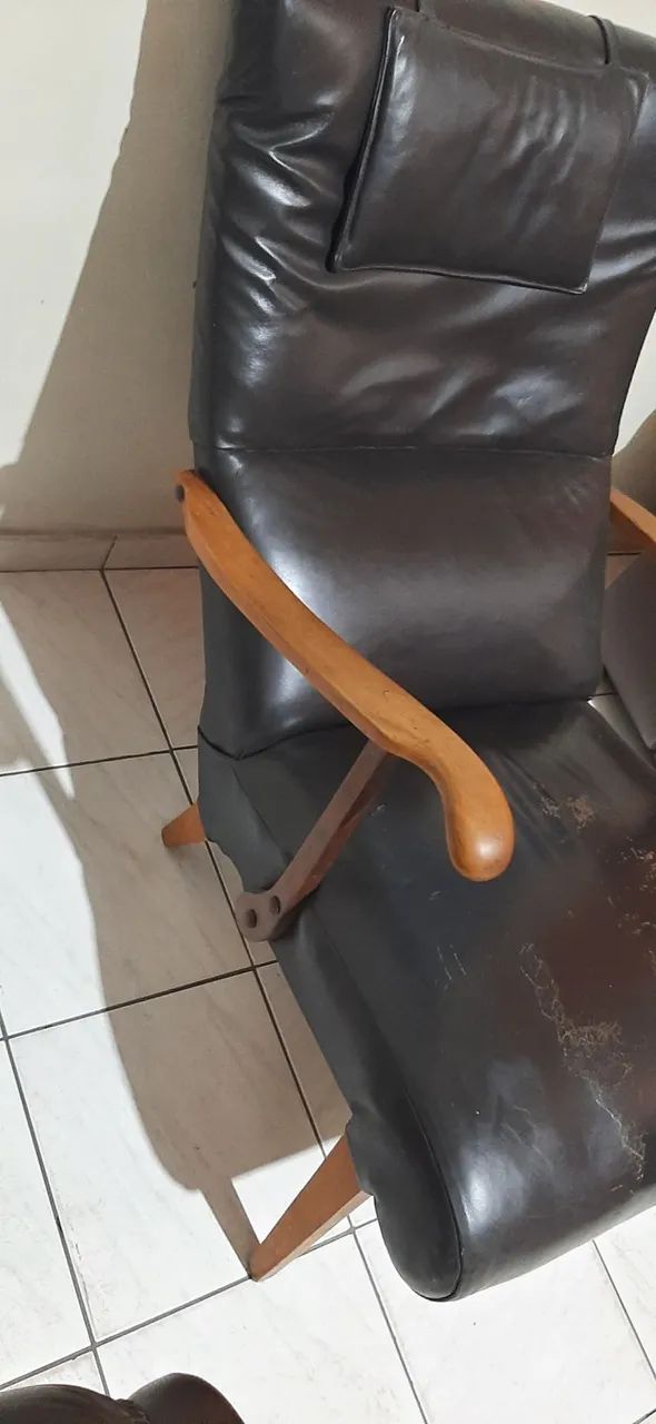 Vendo poltrona rústica em couro..... - Foto 3