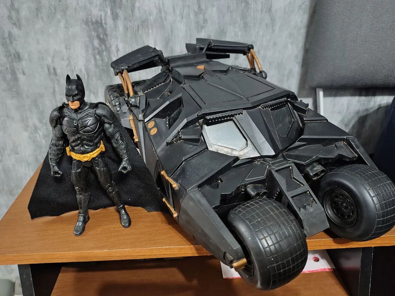 Batmóvel Tumbler - Batman O Cavaleiro das Trevas