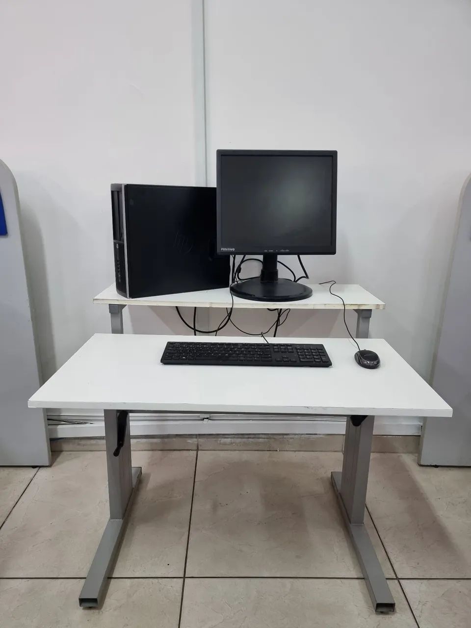 Mesas com regulagem p/ home office ou escritórios