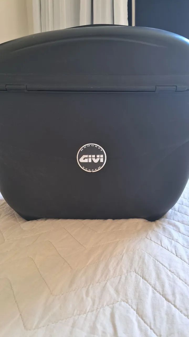 Par de Baús Laterais Givi E21