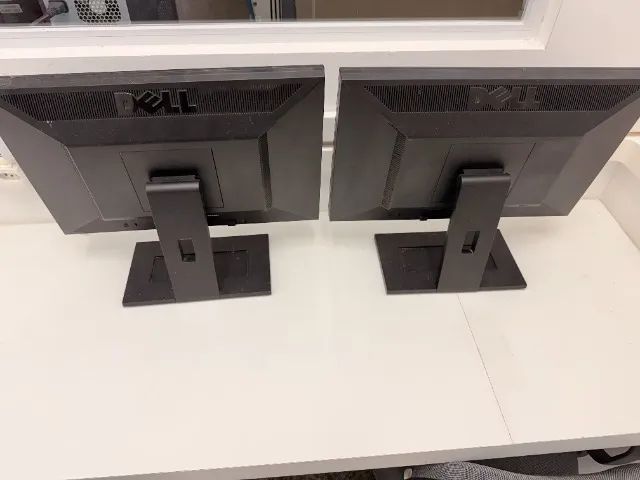 Kit 2 Monitores LCD Dell - Retirada Peças - Foto 2