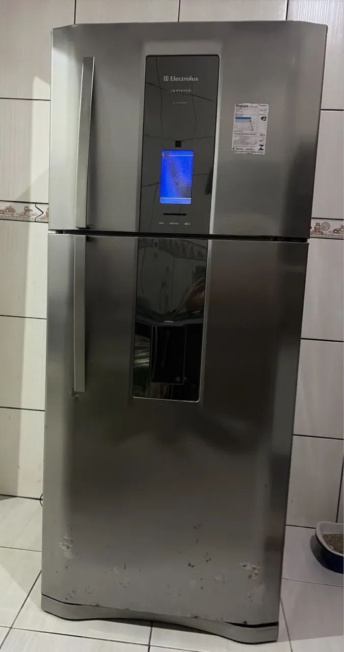 Geladeira Eletrolux 542l