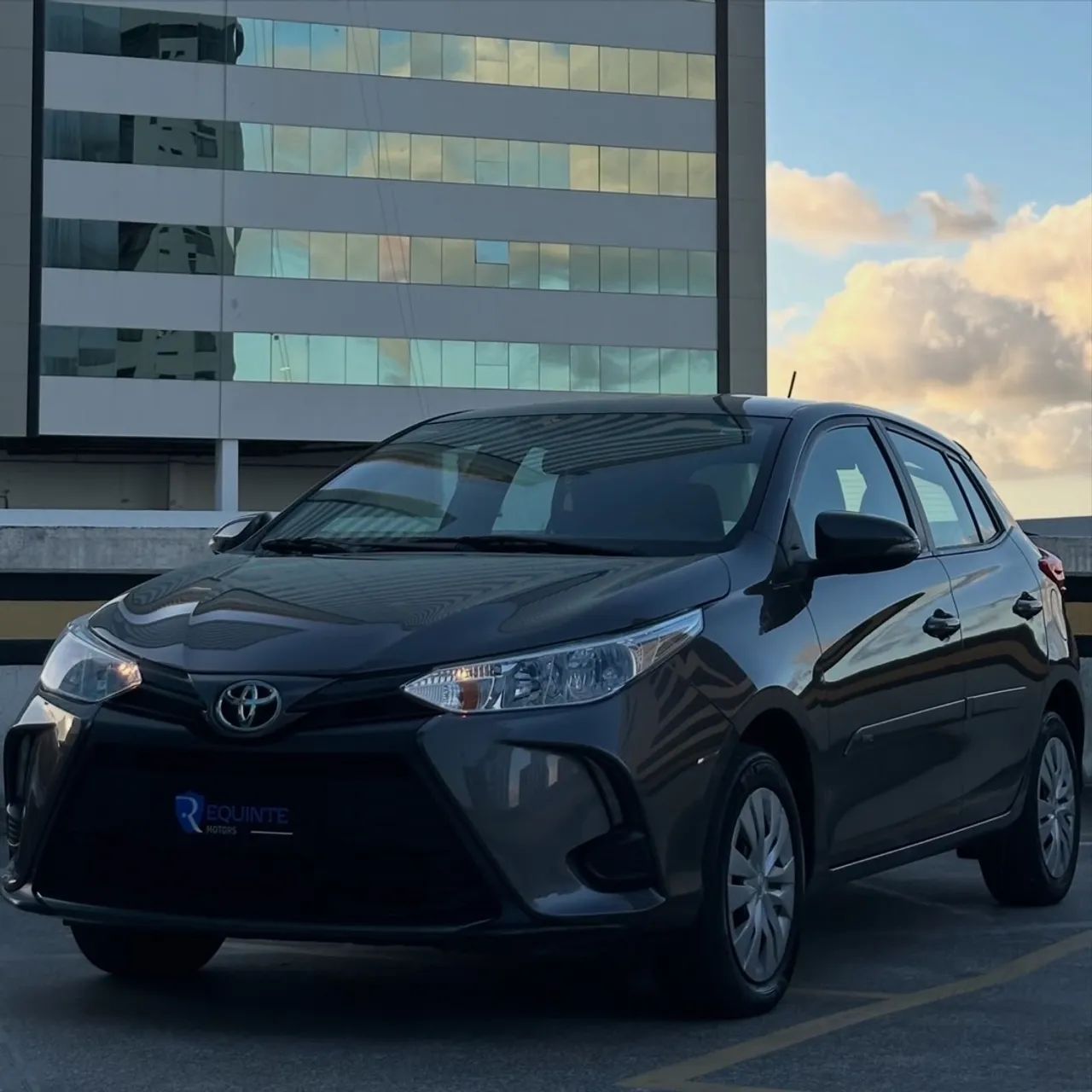 Toyota Yaris XL 1.5 FLEX 16V 5P AUT. 2023