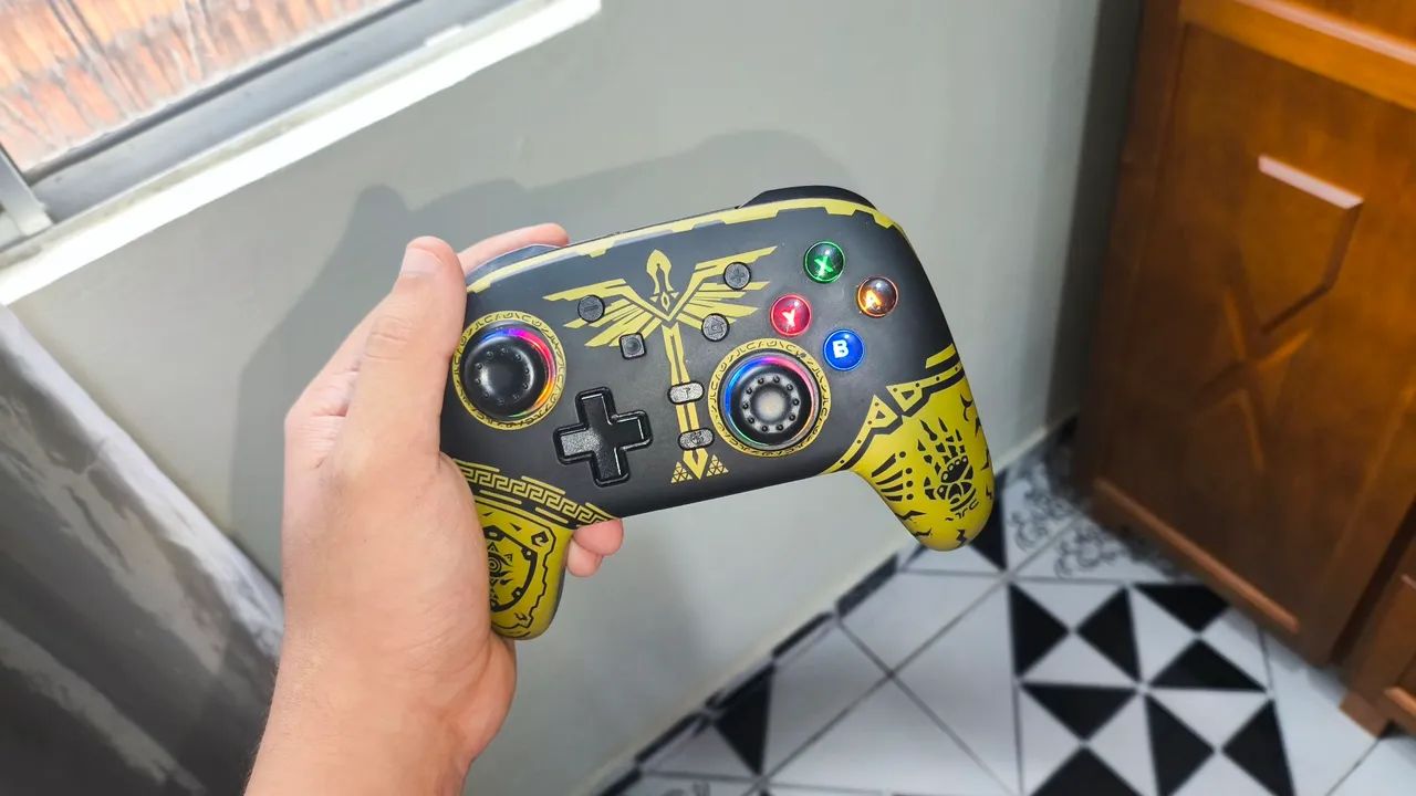 Controle Gamer Sem Fio BSP S08 - Edição Zelda (PC/Switch/Mobile/PS3/PS4)