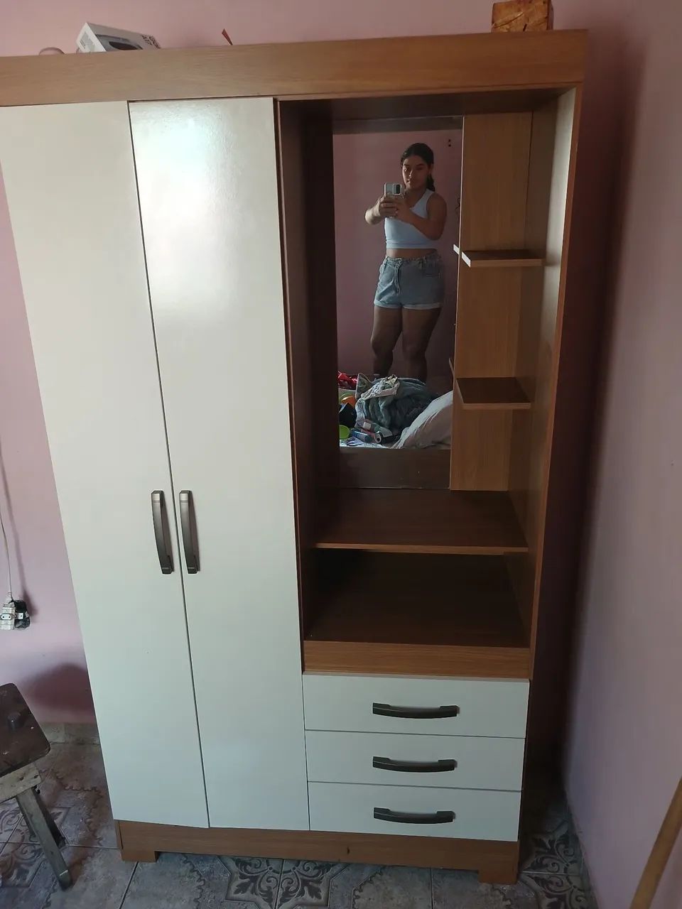 vendo quarda roupa de solteiro  - Foto 2