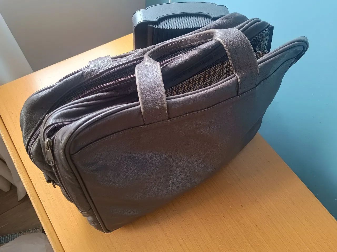 Maleta/bolsa de couro - Foto 3