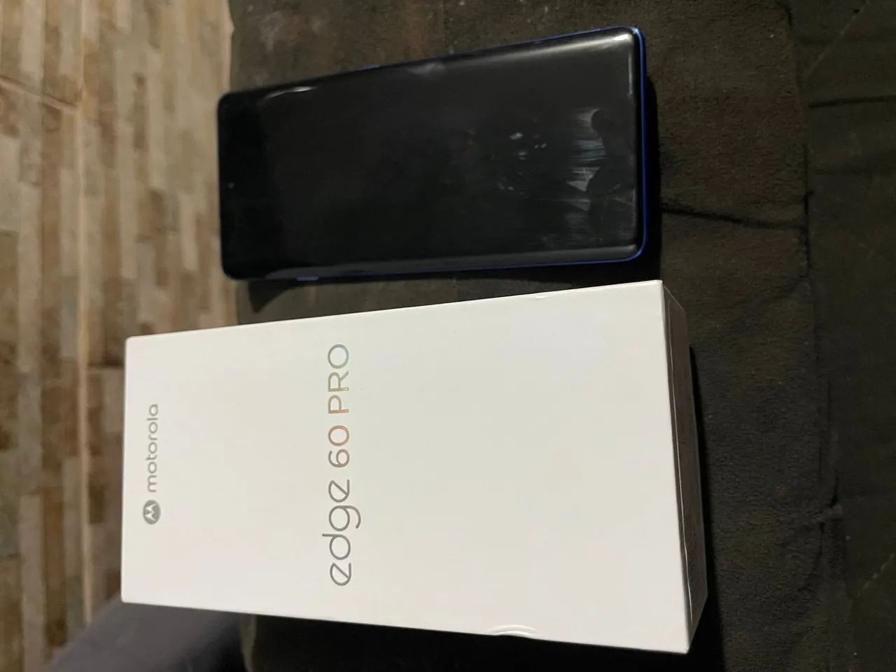 Moto Edge 60 Pro - Foto 3