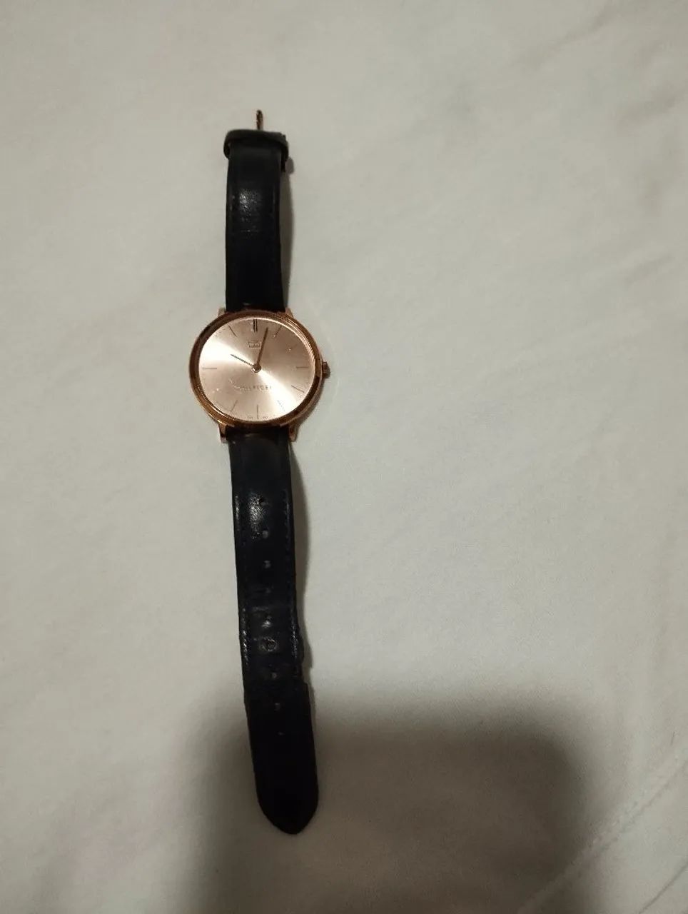 Vendo relógio feminino Hilfiger  - Foto 4