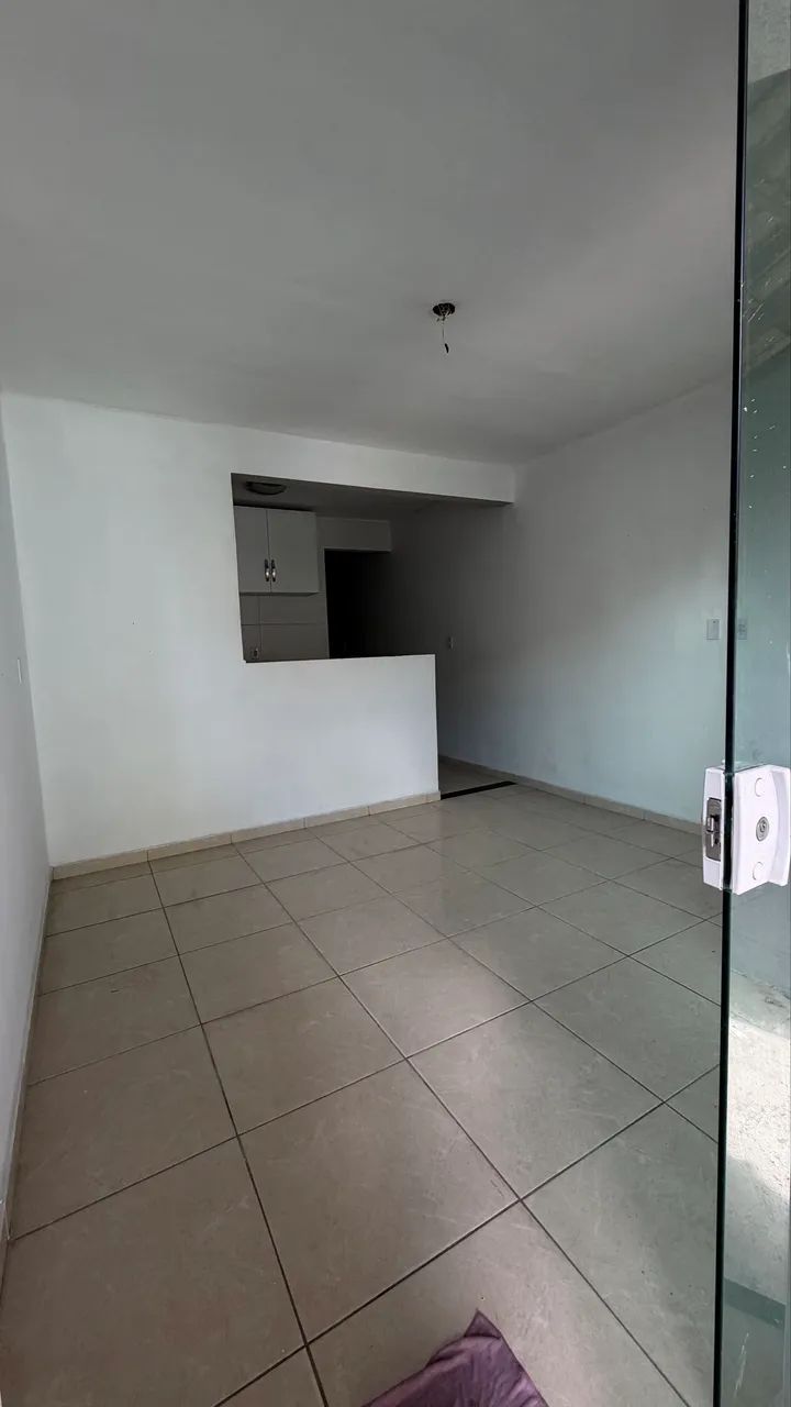 Alugo casa com quintal  - Foto 5