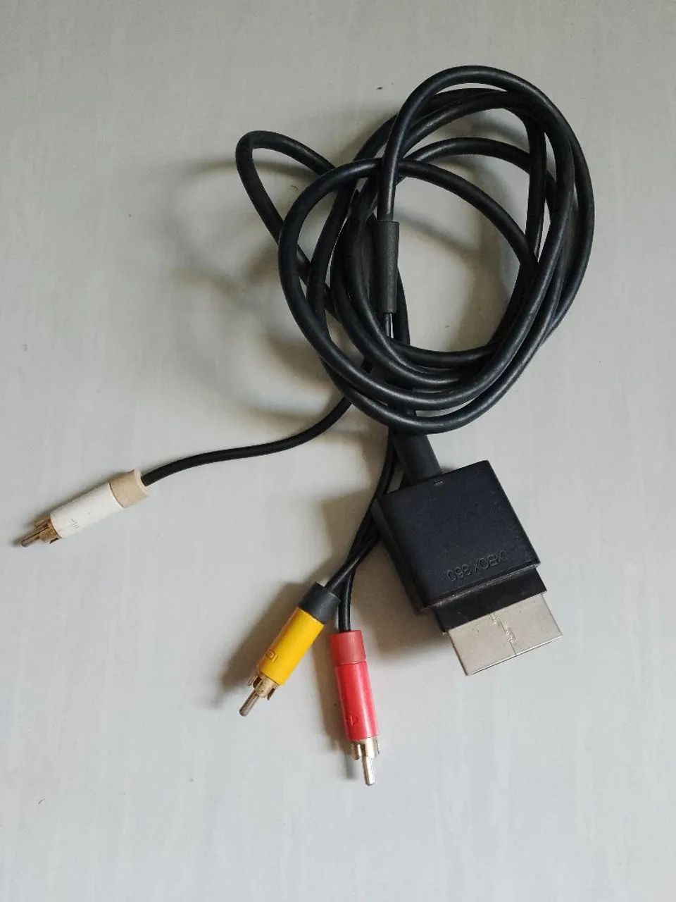 Peças e jogo de Xbox 360 slim