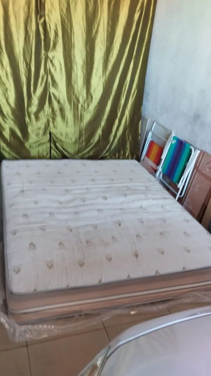 Vendo colchão King size 