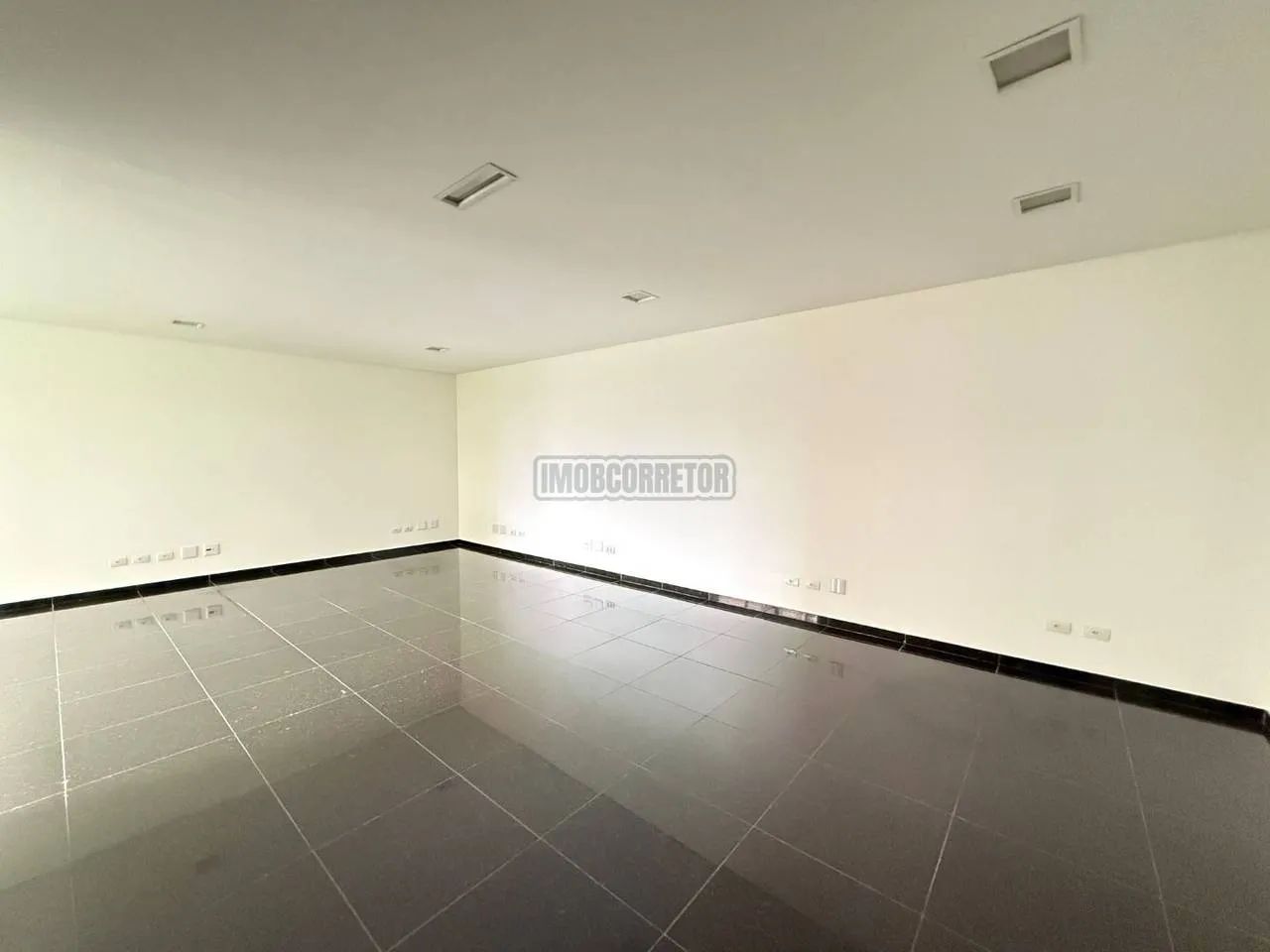 Sala comercial com espaço de 65 m² na Vila Guilherme - Foto 4
