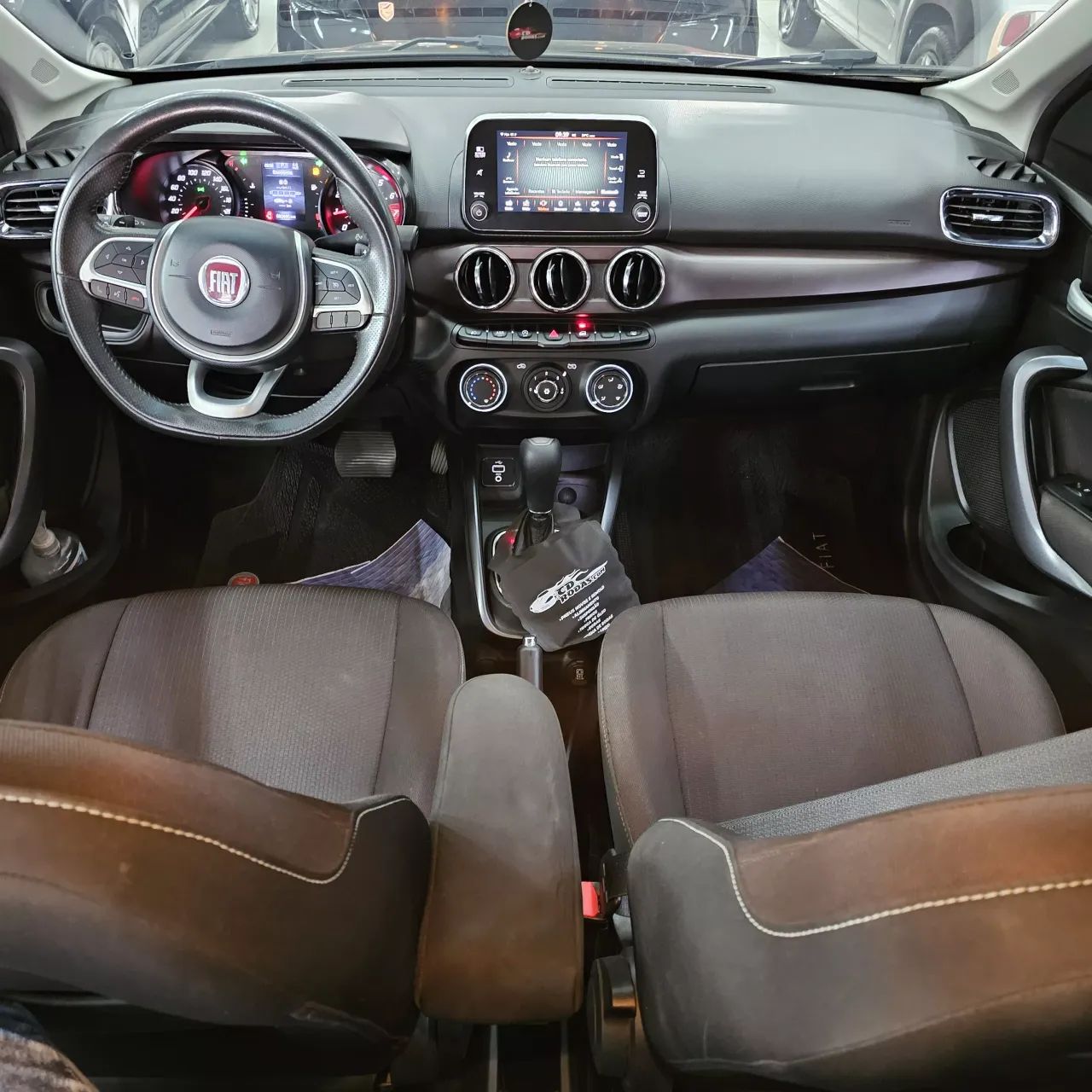 Fiat Cronos Precision 1.8 16V Flex Aut. 2019 - Foto 5