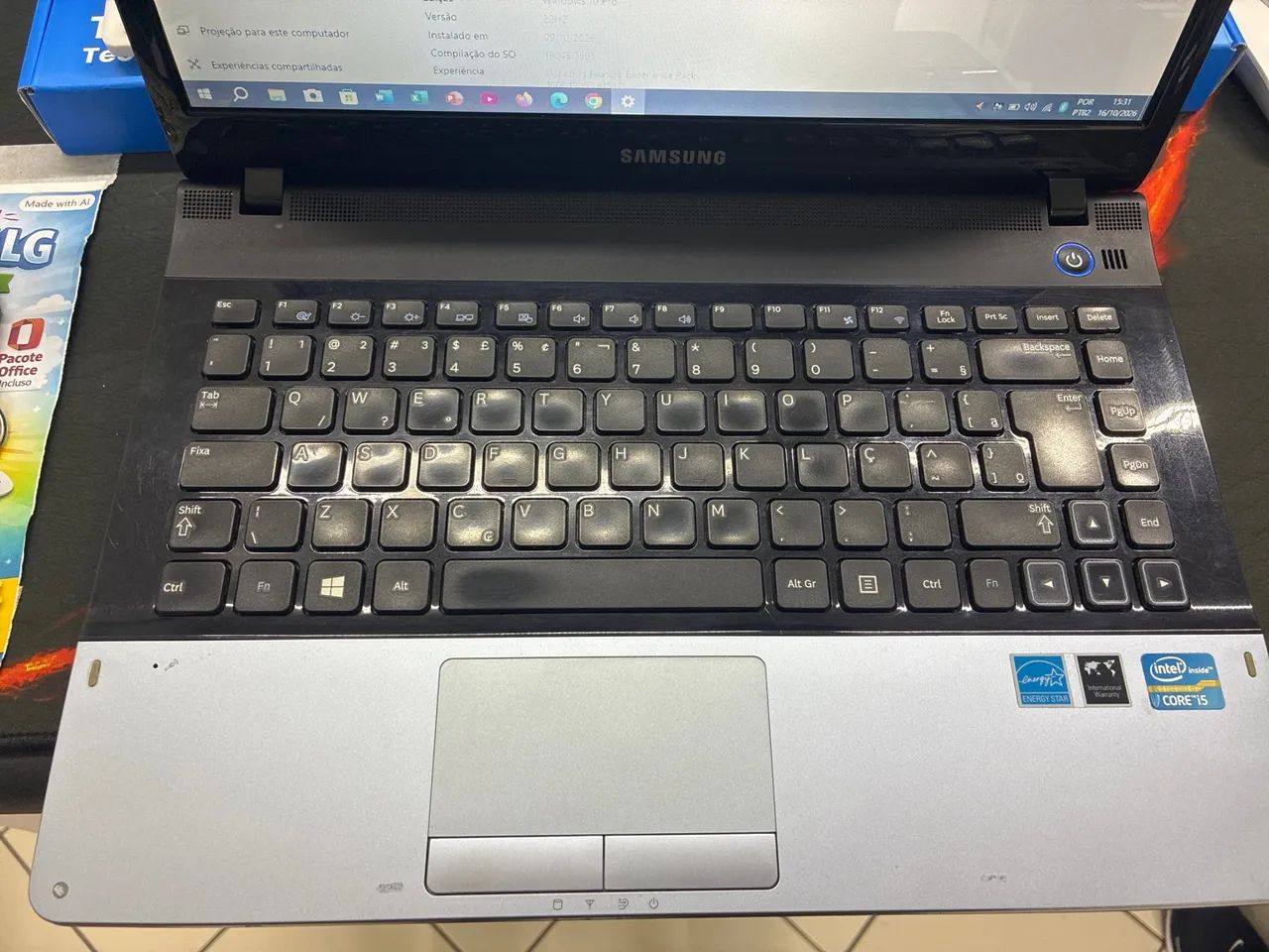 Notebook Samsung core I5 8 de RAM   - Foto 3