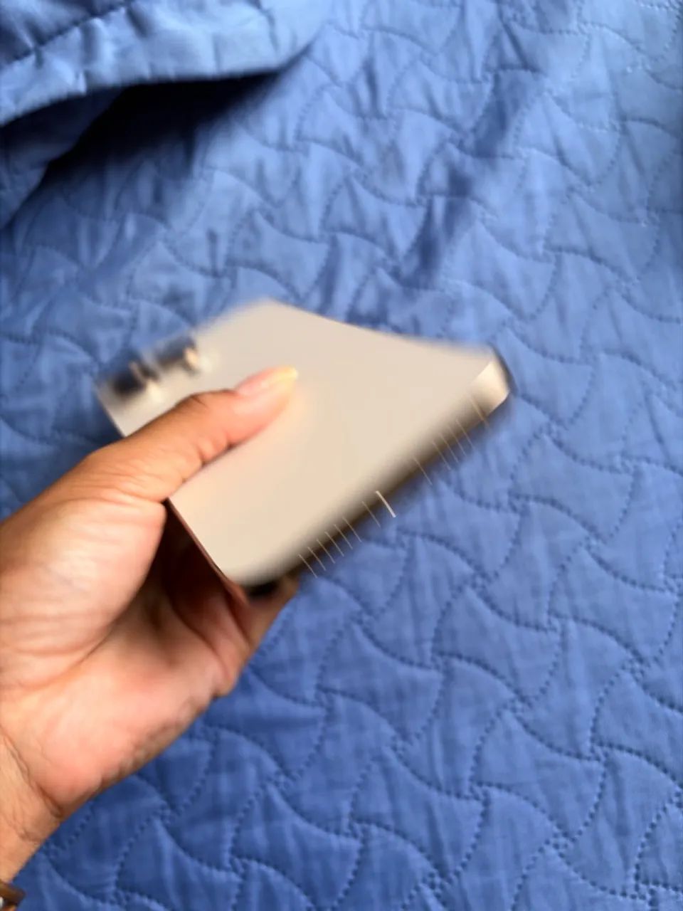 Celula iPhone 16 pro Max 256g  - Foto 3