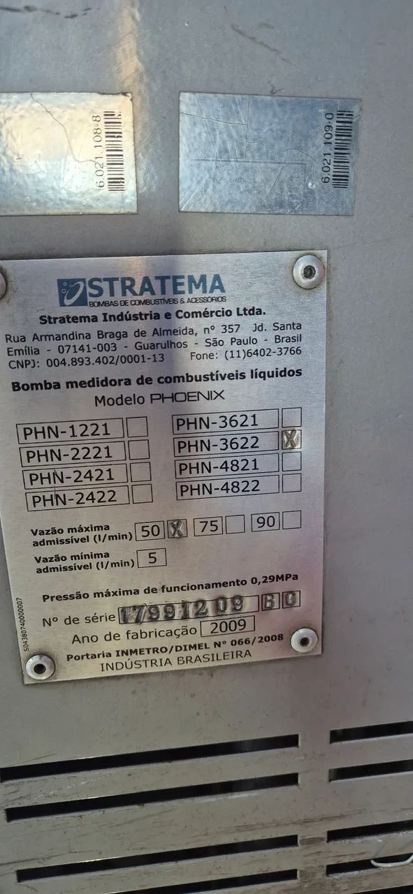 Vende-se 2 Bombas de combustível 
