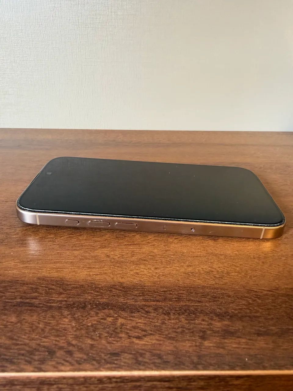 iPhone 16 pro 1tb usado - Foto 3