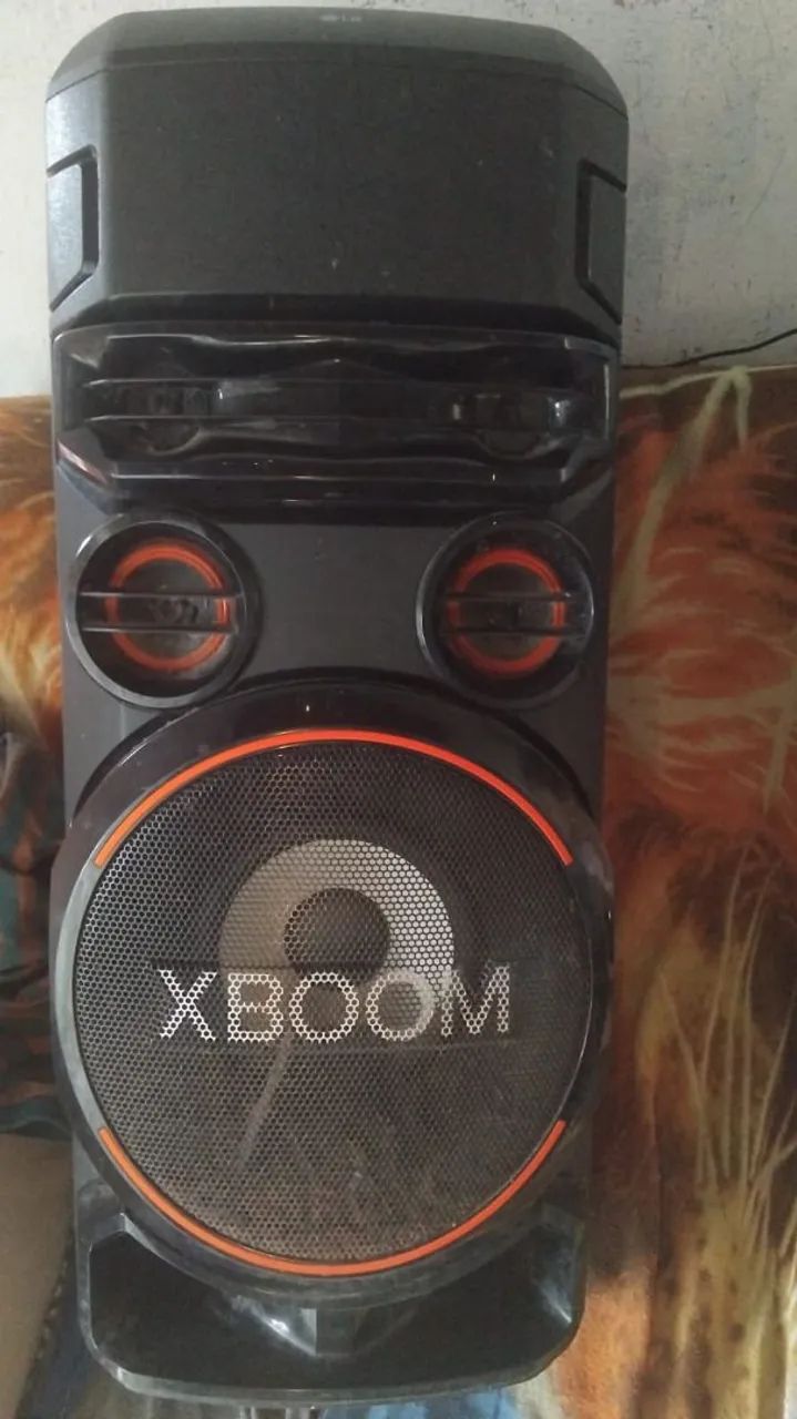 Caixa de som RN7 LG $400