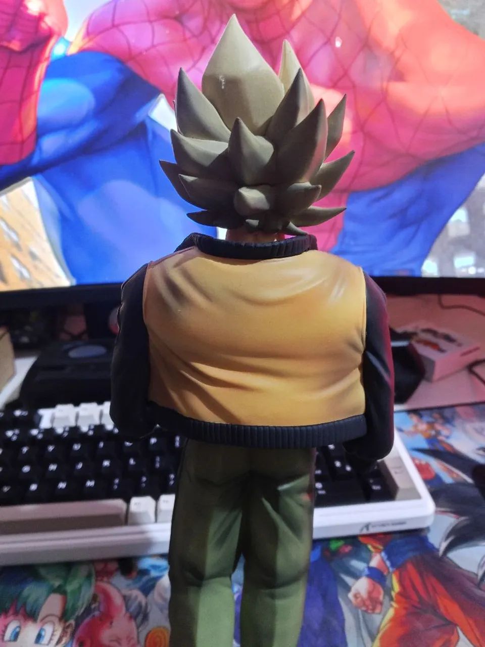 Action figure Goku SSJ (full power) - Foto 3
