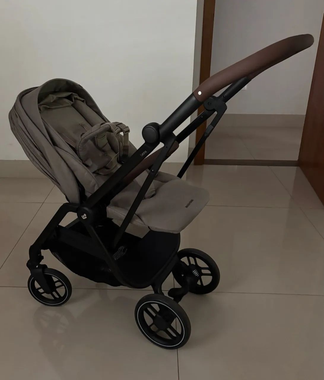 Carrinho e Moisés maxi cosi Leona 2 - Foto 4