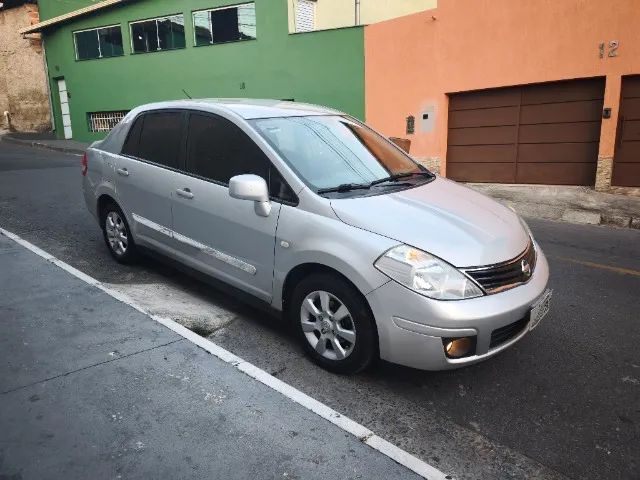 Nissan Tiida TIIDA Sedan 1.8 16V Flex Fuel 4p Aut. 2013