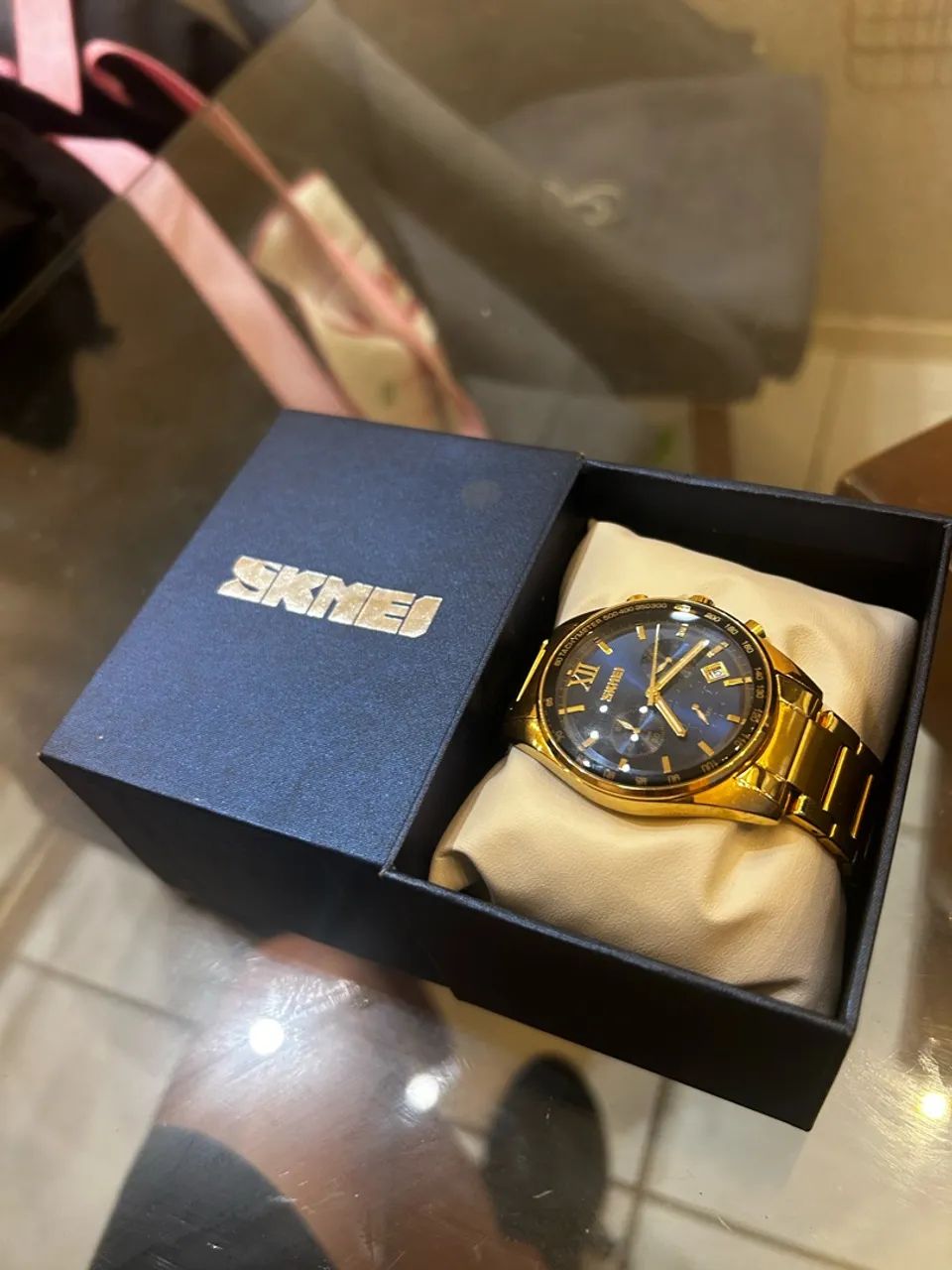 Relógio skmei dourado com azul marinho - Foto 2