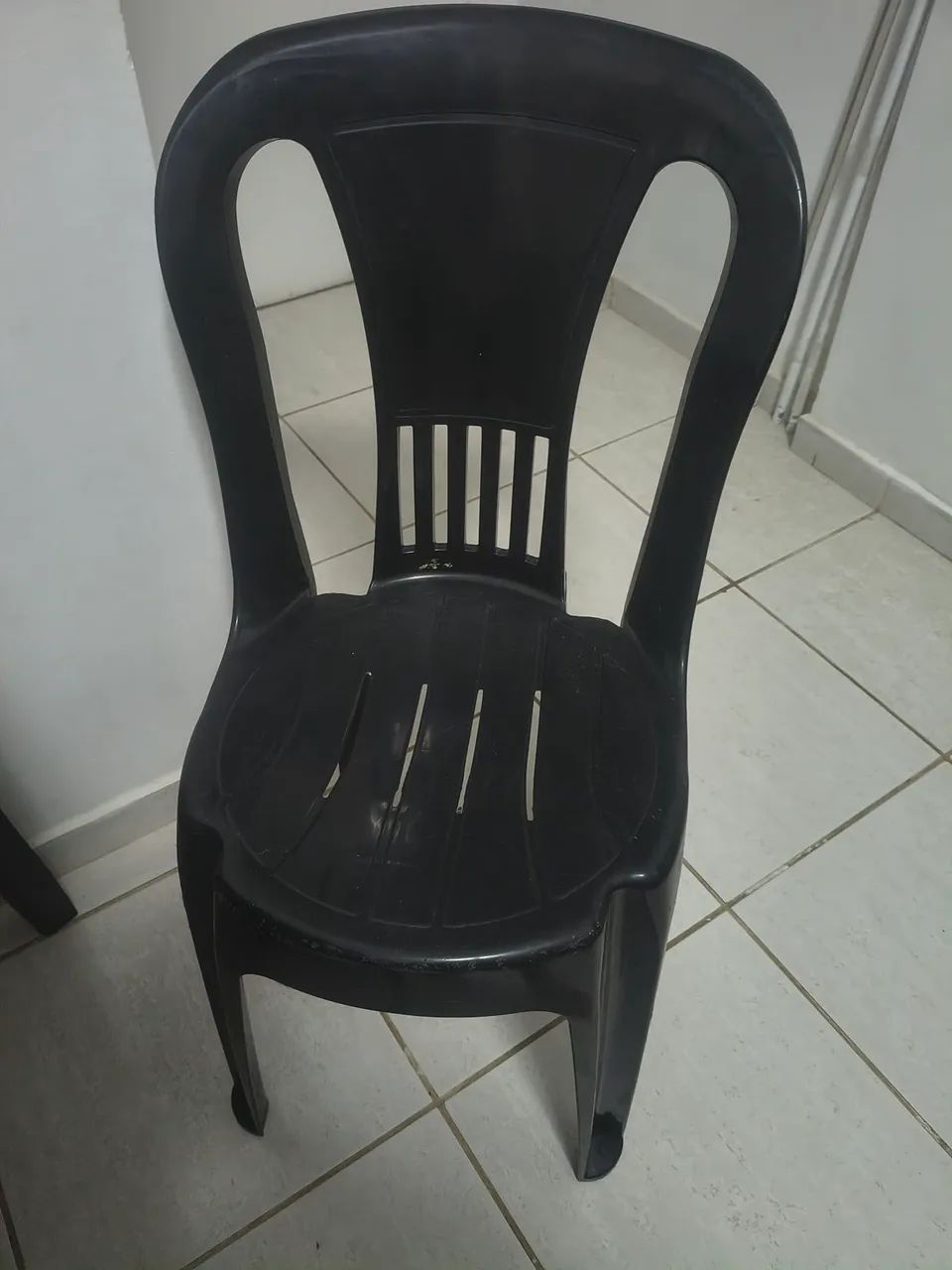 Jogo de mesa com 4 cadeiras  - Foto 2