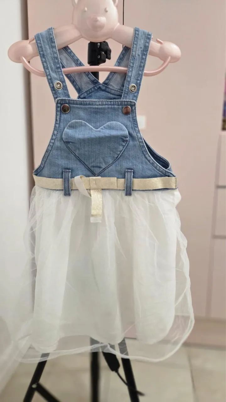 Jardineira infantil 