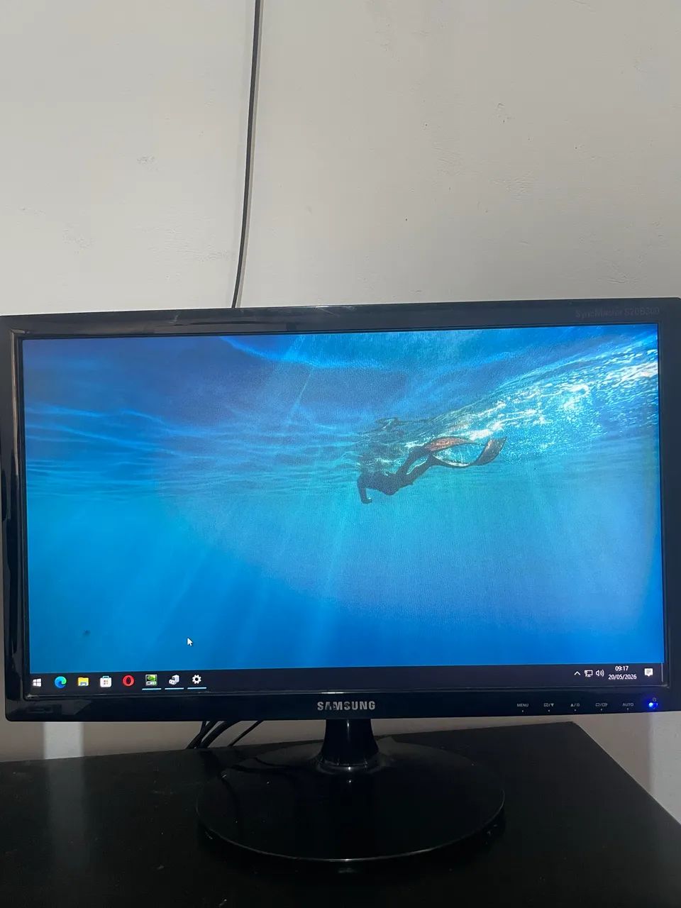 Samsung 21.5-inch Monitor, 65Hz468284468542853120