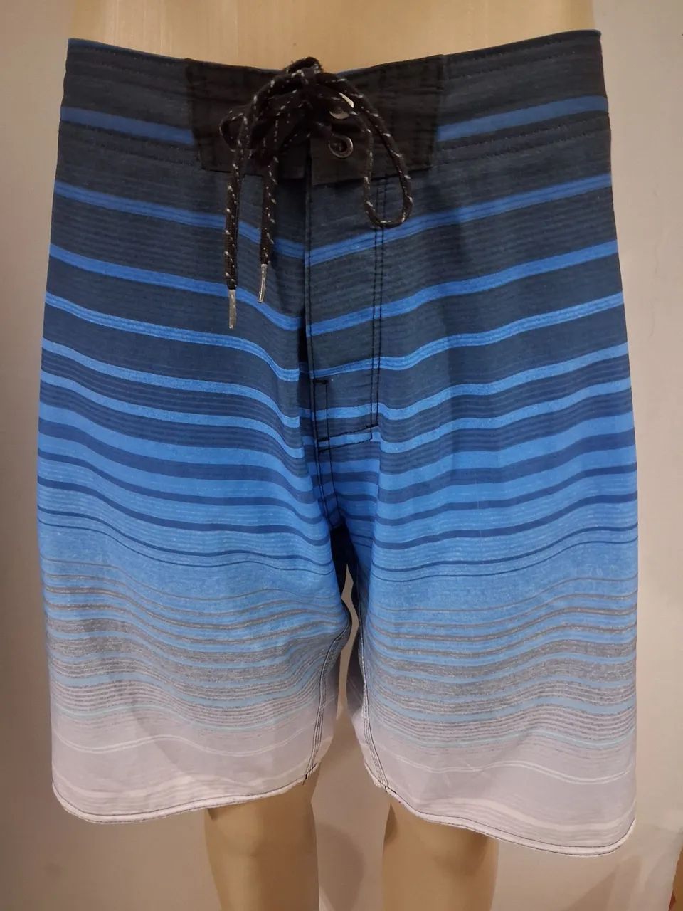 Bermuda Billabong masculina tam G original em excelente estado 