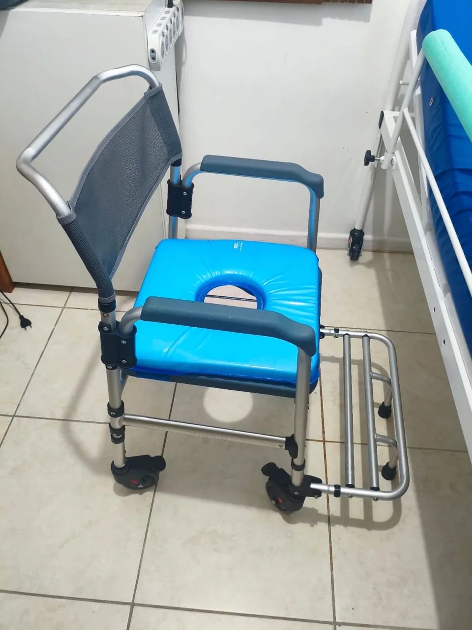 Cadeira de Banho - Foto 3