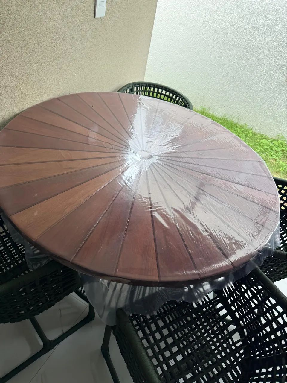 Conjunto mesa e cadeiras  - Foto 5