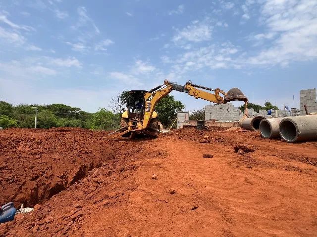 Bobcat mini escavadeira retro com ou sem operador  - Foto 3